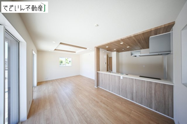 【居間・リビング】 | blooming garden熊谷市赤城町1丁目　新築住宅 | ≪1号棟≫
現地(2026年5月撮影)