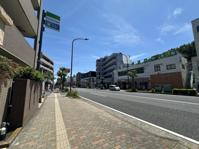 日神デュオステージ三ッ沢公園のその他|最寄り駅の三ッ沢上町駅まで平坦徒歩5分です。