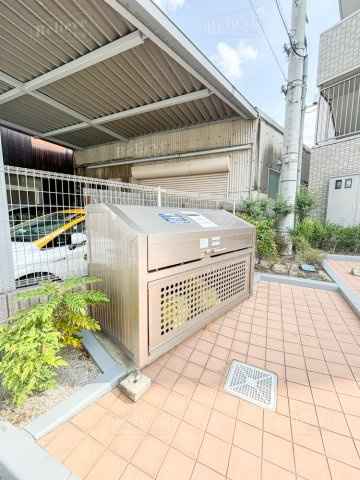メゾンクラウン大手山のその他共用部分|便利な敷地内ゴミ置き場もあります♪