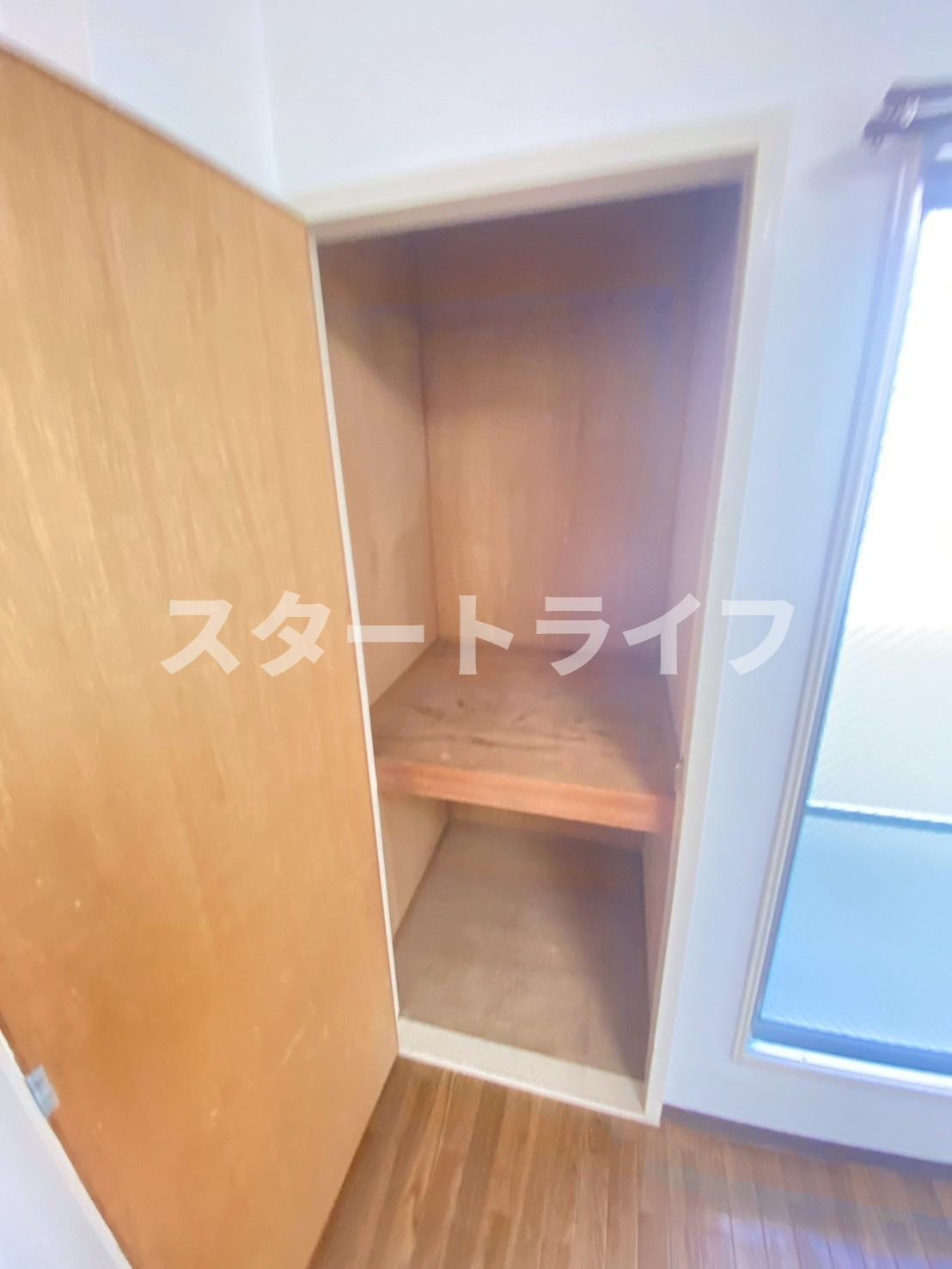 大阪市東淀川区下新庄１丁目の賃貸マンションの収納