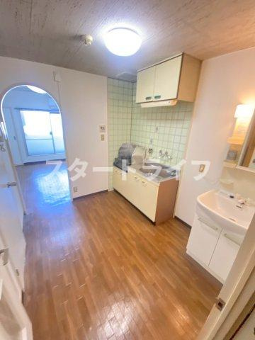 大阪市東淀川区下新庄１丁目の賃貸マンションの居間・リビング