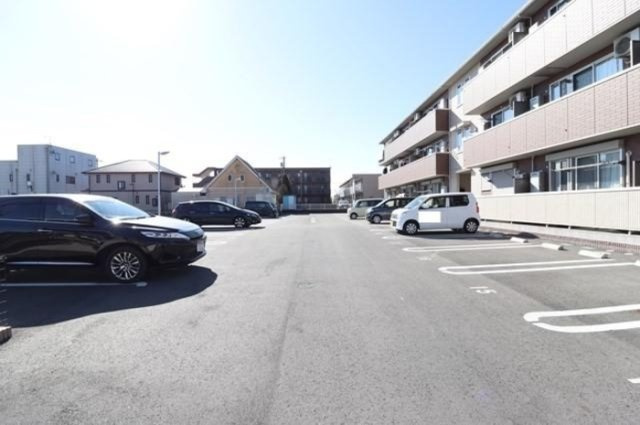 セレーノの駐車場|駐車場
