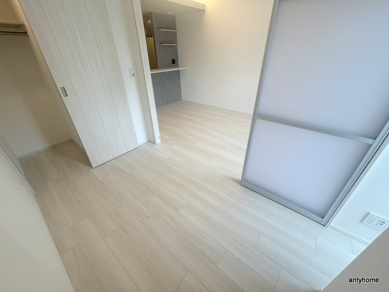 コンフォリア・リヴ北浜淡路町　仲介手数料無料の寝室