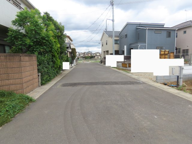 鶴ヶ島市下新田売地の前面道路含む現地写真