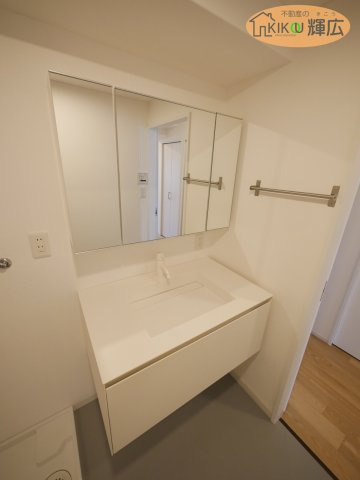 第五恵美酒マンション　5階の独立洗面台