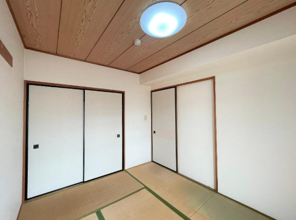 キャニオンマンションひばりヶ丘の和室|ゆったりとお過ごしいただける和室となっております