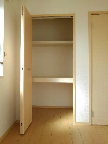 アソシエＡの収納|こまごまとしたものを収納できそうですね