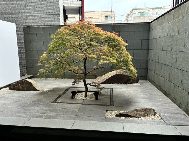 パークホームズ中野のエントランス