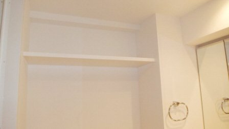 エリューディ船橋本町の収納|洗面所に棚付いています