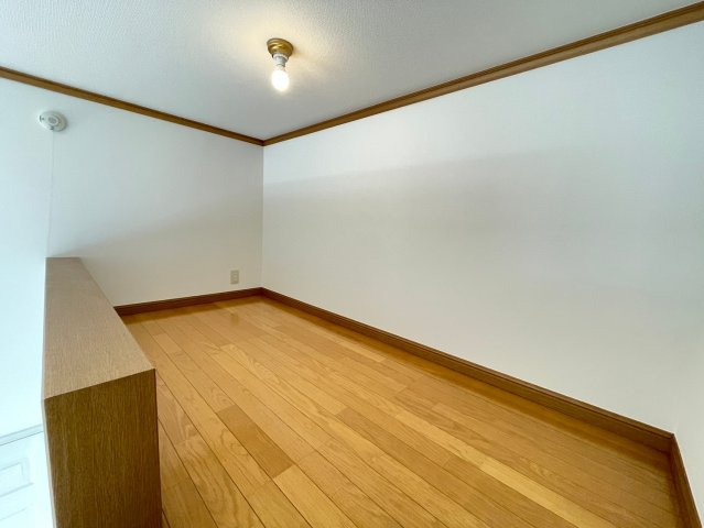 湘南山手テラスハウスⅡの内装|明るい室内です