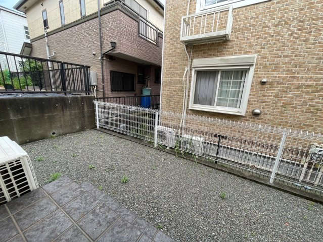 湘南山手テラスハウスⅡの庭|お庭の付いた物件です