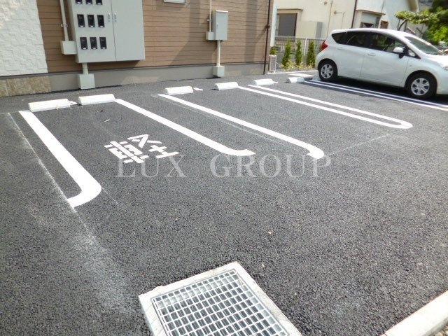 【駐車場】 | メゾンドルミエール