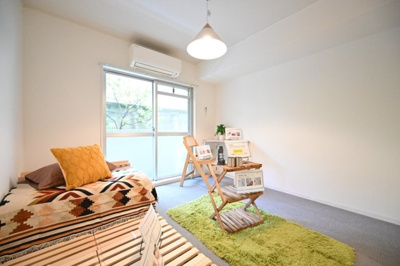 【洋室】 | サカエフラット元住吉 | ※家具・小物はイメージです