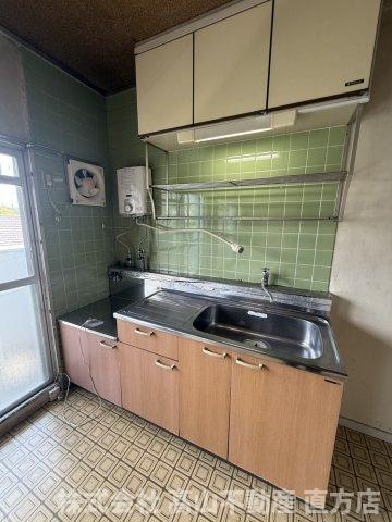 直方市大字頓野の賃貸マンションのキッチン