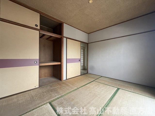 直方市大字頓野の賃貸マンションの寝室