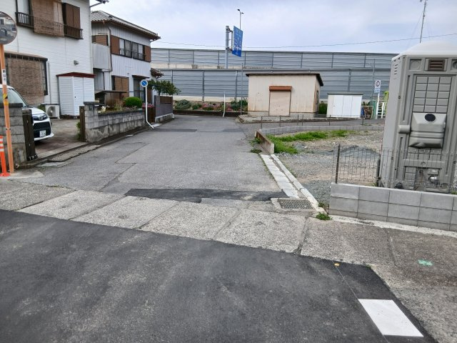 リーブルガーデン．S　熊谷肥塚第３　の前面道路含む現地写真|１号棟現地前面道路（2026年04月17日）撮影