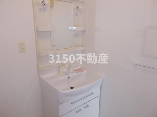 ヌーベルバーグⅡ　Ａ棟の洗面所|脱衣スペースもあります