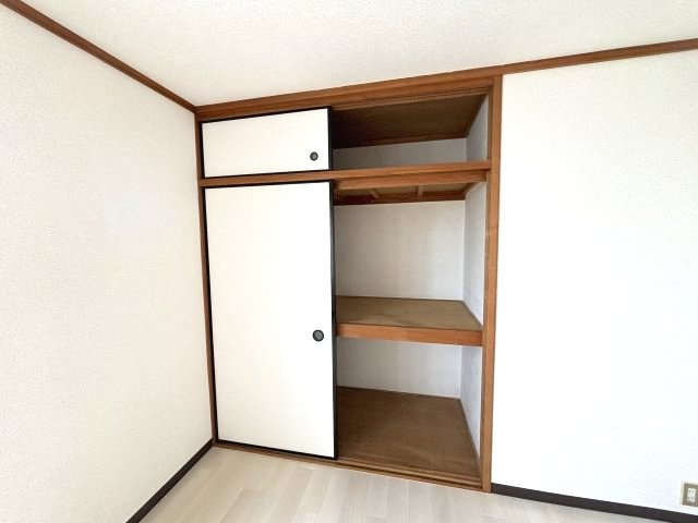 清久ハイツの収納
