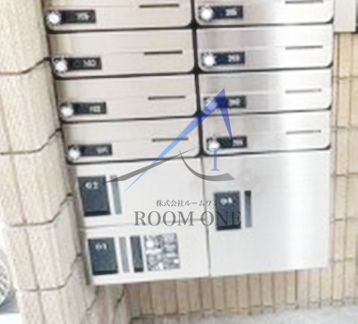 津川サンライト足立のその他共用部分|宅配ボックスです。