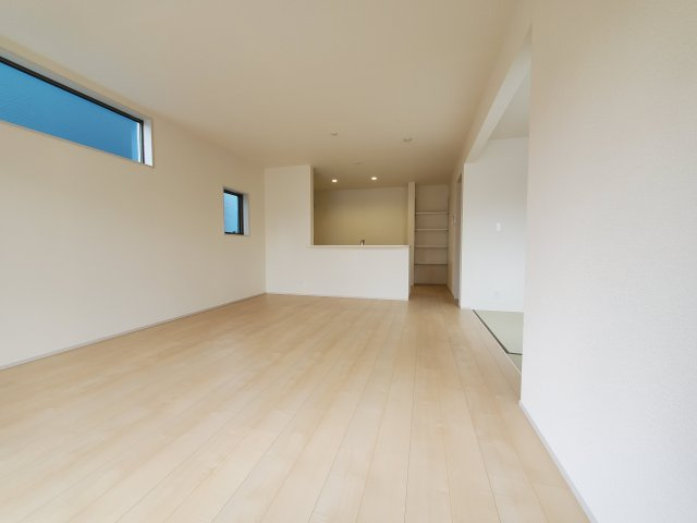 八潮市　八潮7丁目　新築戸建　全5棟の居間・リビング|施工例です
