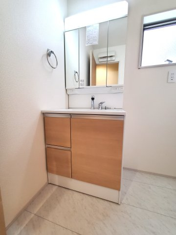 八潮市　八潮7丁目　新築戸建　全5棟の独立洗面台|施工例です