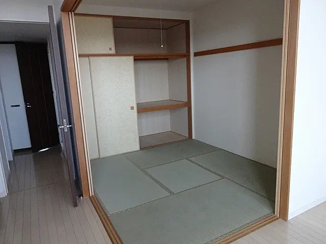 パークホームズ御器所の和室
