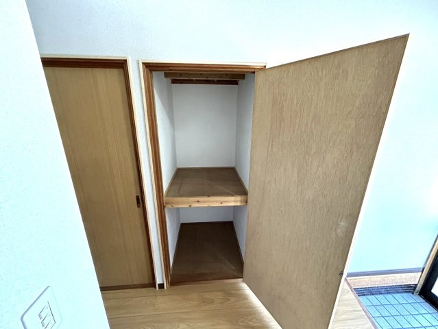 【玄関】 | 野崎住宅　A棟