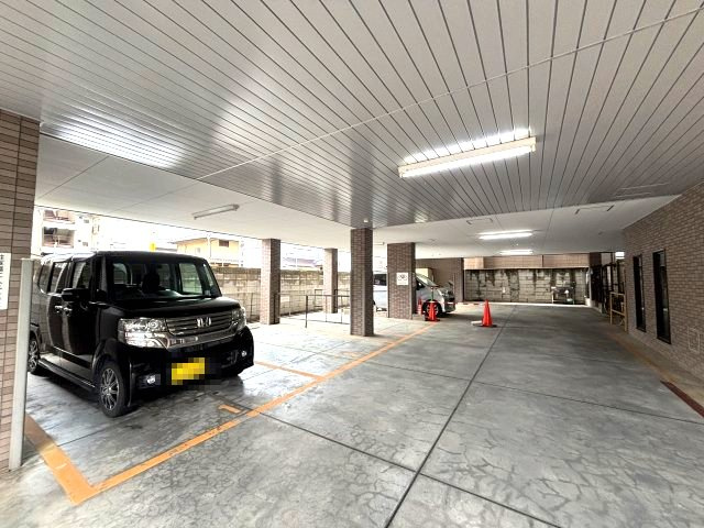 マツヤビルⅡの駐車場