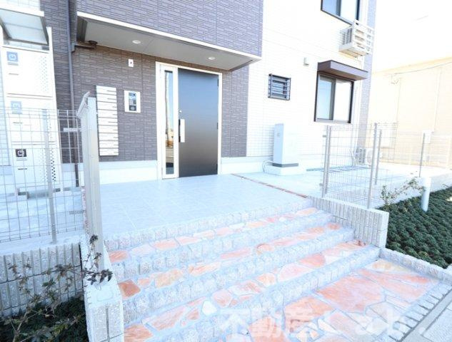 ウェスタ古閑中のエントランス