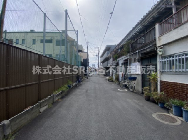 三ノ瀬3丁目中古テラスハウスの前面道路含む現地写真|前面道路含む現地写真です