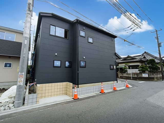 八潮市　八潮7丁目　新築戸建　全5棟の前面道路含む現地写真|前面道路含む現地写真です