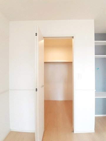 アール　ホームズⅡの収納