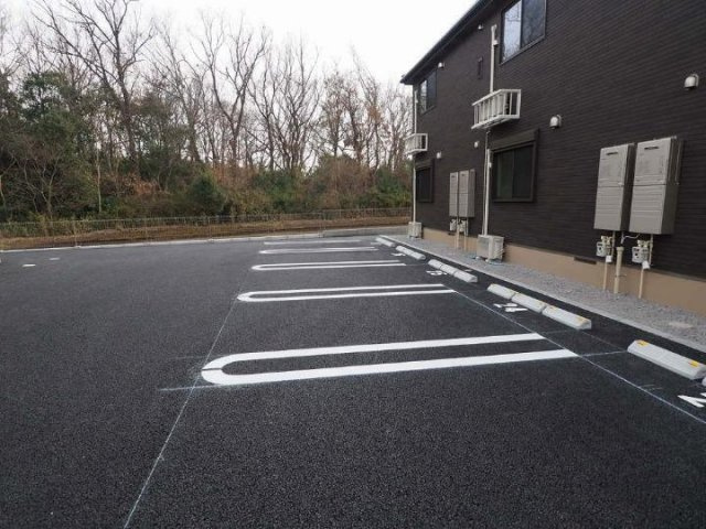 コラードＤの駐車場