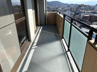 【バルコニー】 | プラーナ南松山