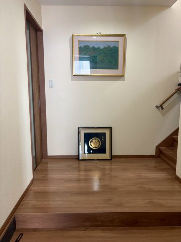 旭区今市１丁目中古戸建の玄関