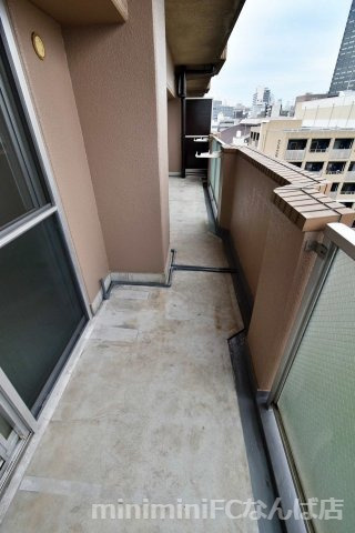 エクセル難波のバルコニー