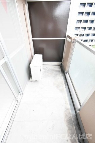 エクセル難波のバルコニー