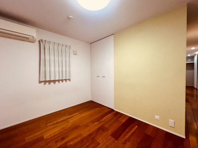 【洋室】 | 練馬区貫井３丁目　中古戸建て | プライベート時間をゆったり過ごせる快適な洋室です