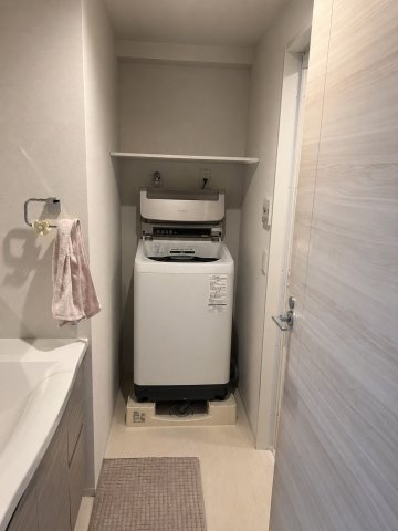 アンビシャス小岩の洗面所|ゆったりとスペースのある洗面所です