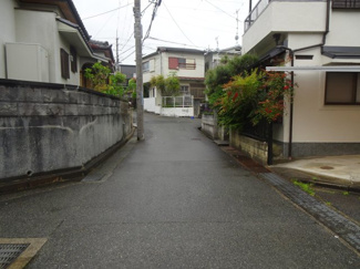【前面道路含む現地写真】 | 川西市東畦野2丁目12の11　建築条件無土地