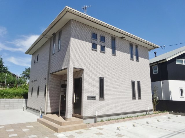 リベルテ清荒神の外観