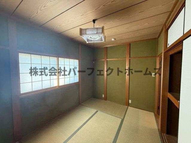 招提南町1丁目戸建　賃貸の和室|和室がひろがる居住スペース