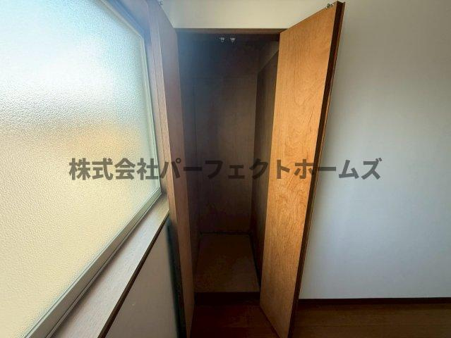 招提南町1丁目戸建　賃貸の収納|収納のためのスペースです