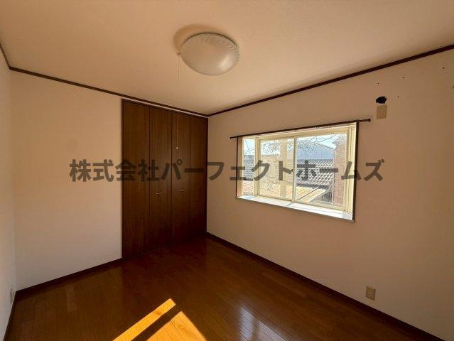 招提南町1丁目戸建　賃貸の洋室|きれいな洋室です