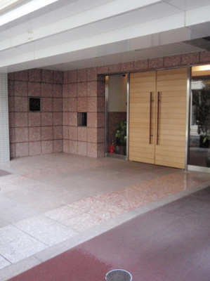 【エントランス】 | クイーンズレゾン新御徒町