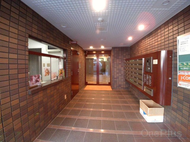 ゼフィール芦屋のロビー