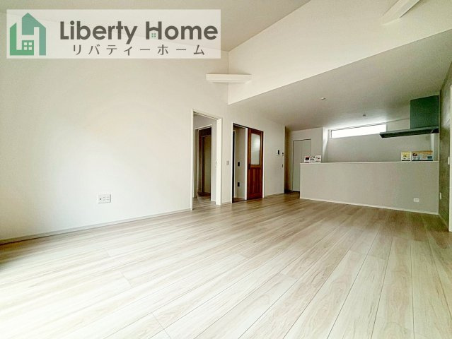 土浦市木田余1期　新築戸建　3号棟の居間・リビング