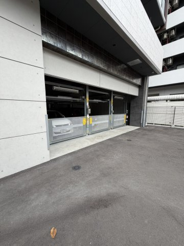 S-RESIDENCE堀田駅前futur(フチュール)の駐車場
