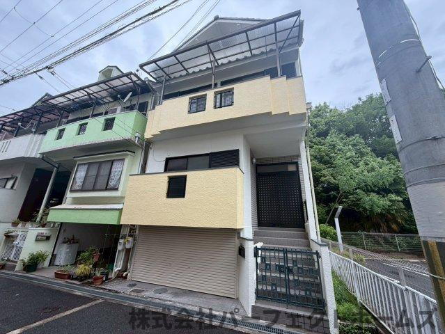 【前面道路含む現地写真】の画像