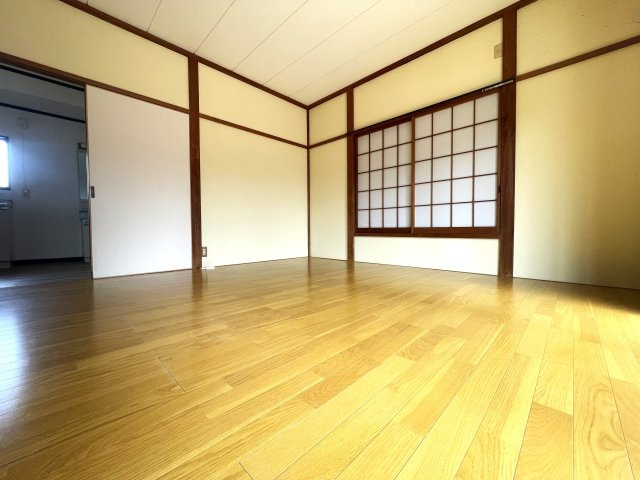 東部台秋葉貸家の洋室